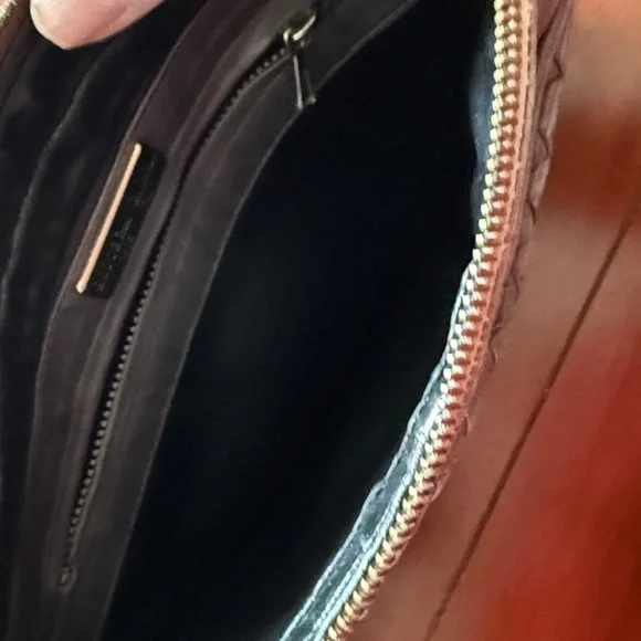 Bottega Veneta Vintage Shoulder Bag All Leather Weave. Outer Zipper. - Picture 2 of 5